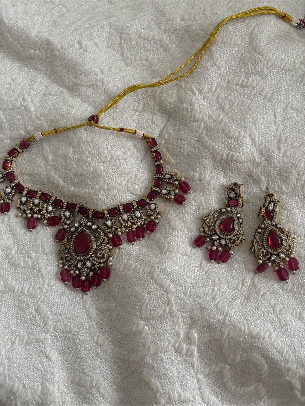 Traditional Gold-Tone Necklace and Earrings Set with Pink Stones